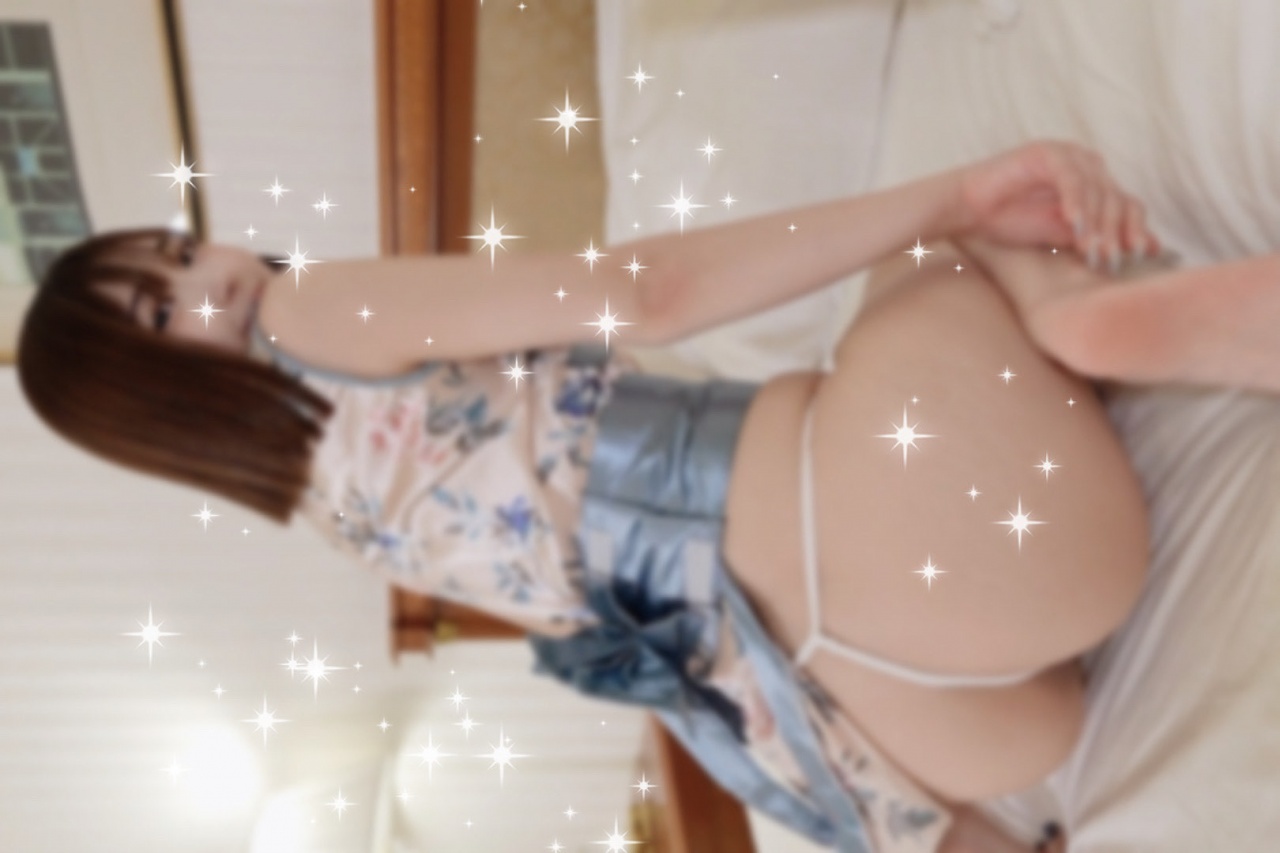 FC2PPV 4825364 [Sss Class] The Most Amazing Looks. Warning: You’ll Die Of Ecstasy!! We’ll Show You A Secret Woman Whose Angelic Smile Is So Strong It Makes You Feel Guilty. This Is A Video I Shot With A Friend As A Hobby.