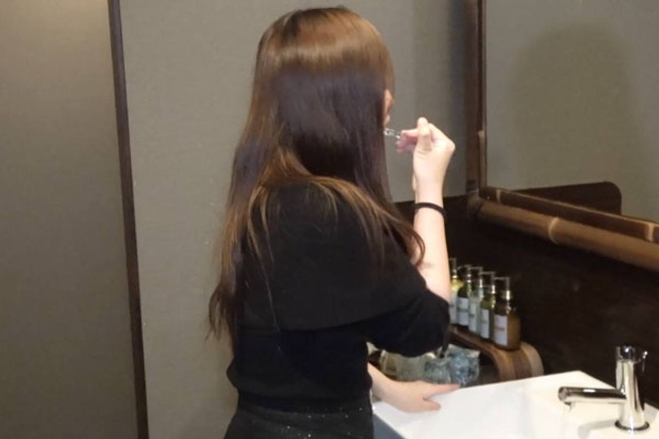 FC2PPV 4895817 *60% OFF For First-time Users Until The 13th* [Sushi Restaurant Owner’s Daughter – Amateur Sex Video] Unable To Repay Debt To Art Scammer, She Films Herself Having Sex