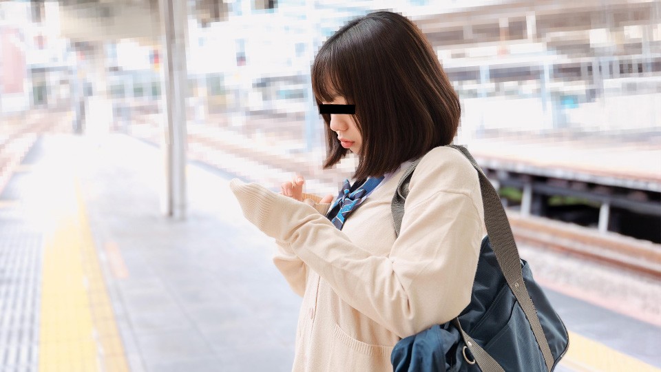 10musume 062026_01 Playing Tricks On A Schoolgirl On The Train – Amano Nana