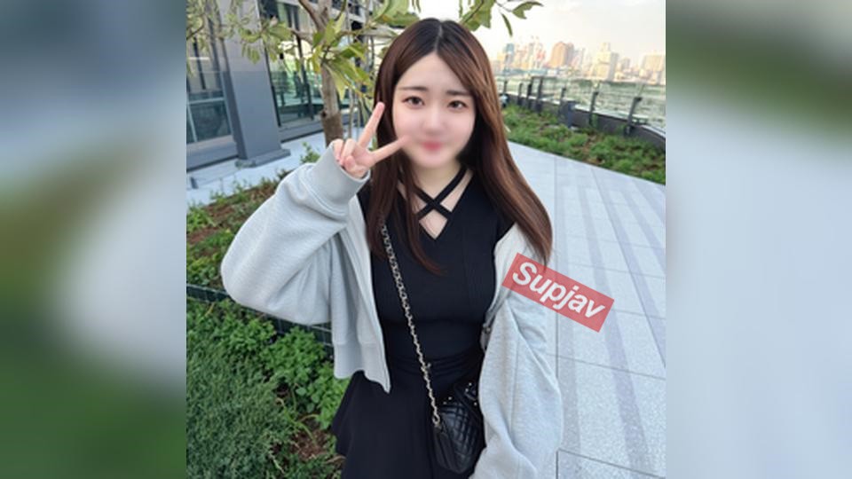 FC2PPV 4972097 [1290pt Until 9/25] [Debut Shoot] A Shy, Fair-skinned Girl. 